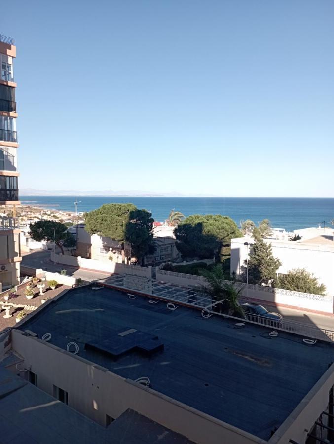 Apartment In La Mata With Sea Views 또레비에하 외부 사진